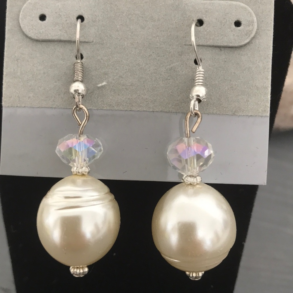 6 earring for 1 Price. All New! - Picture 5 of 7